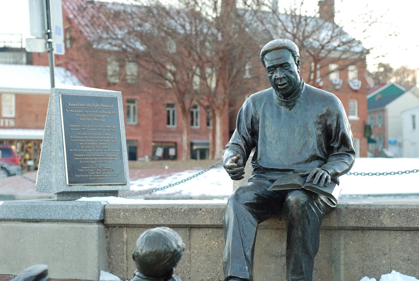 Kunte Kinte - Alex Haley statue in Annapolis