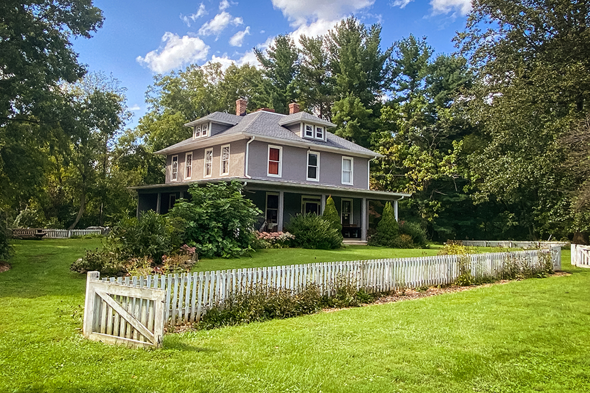 Button Farm Living History Center