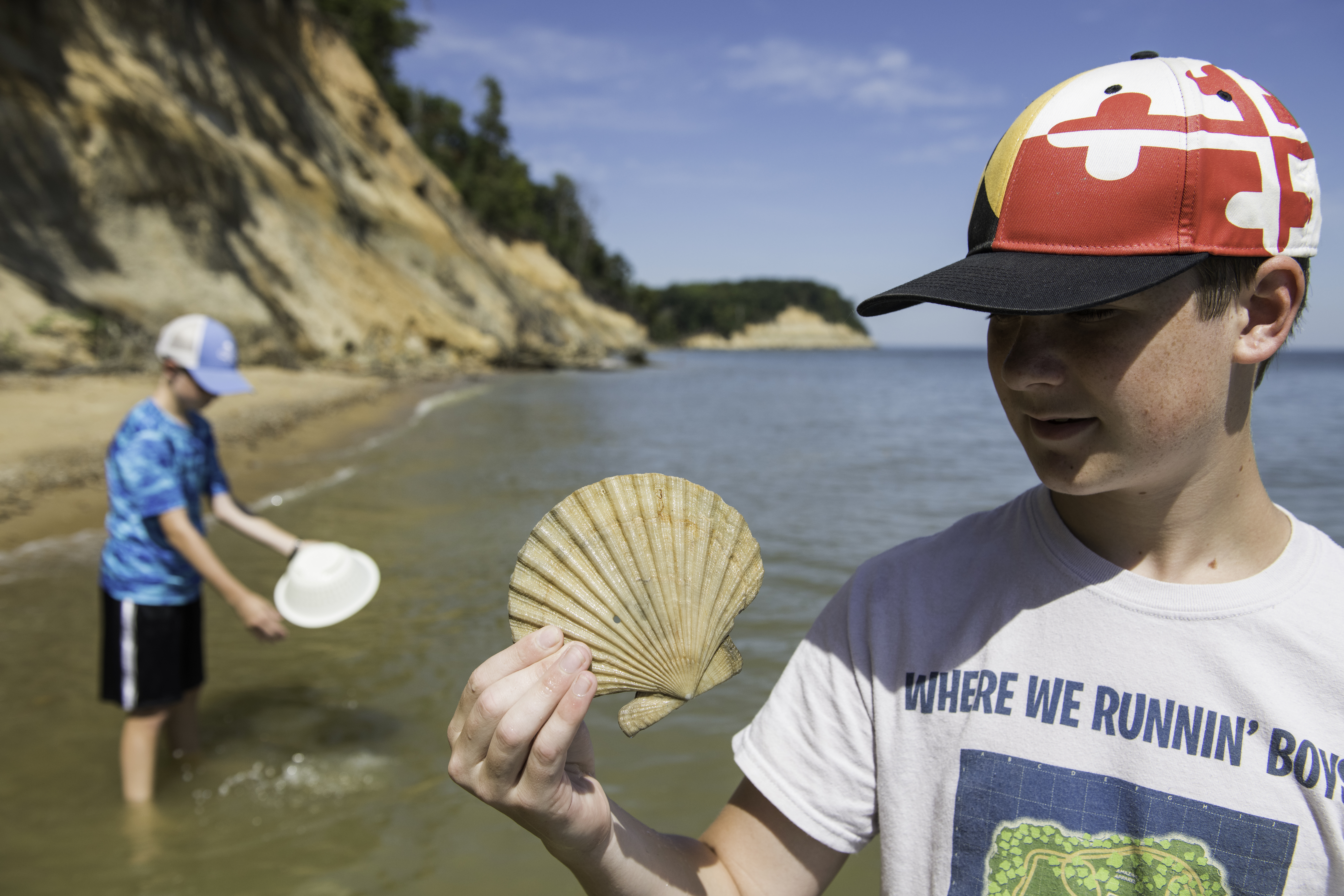 Calvert Cliffs State Park - Boy finds a shell
