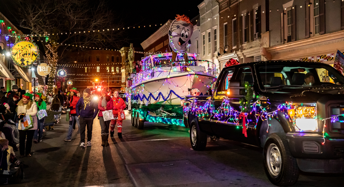 Christmas Parade in Cambridge