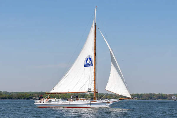 Wilma Lee Under Sail