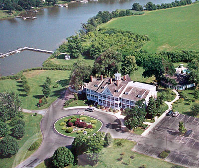 Historic Kent Manor Inn
