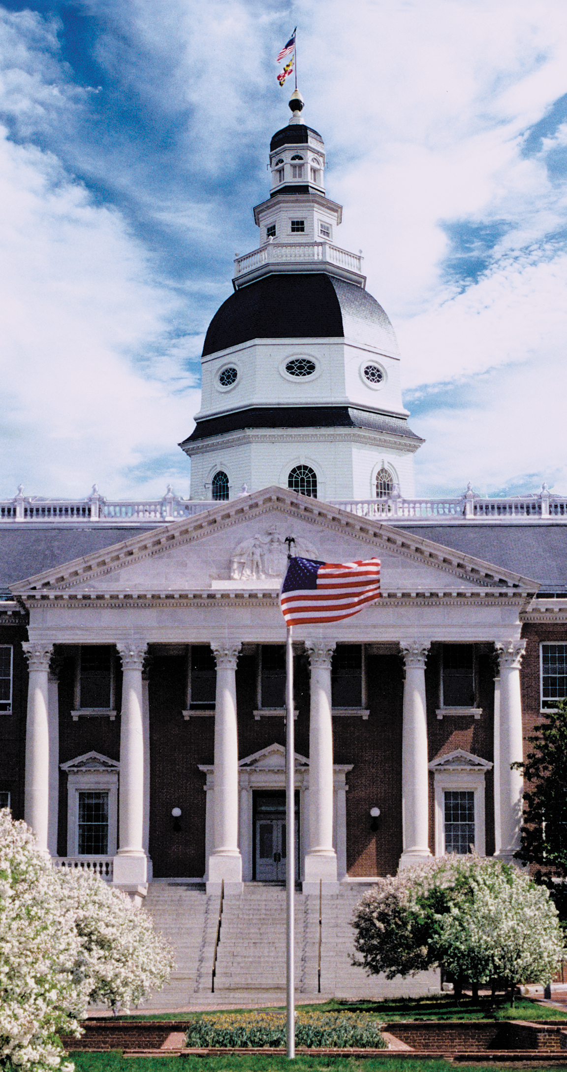 The Maryland State House was built in 1772 and is the oldest state house still in use.