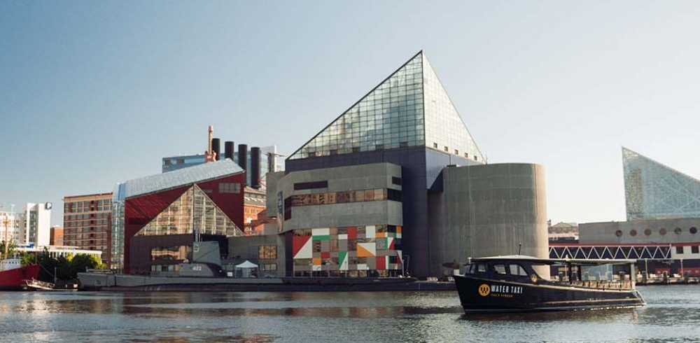 Baltimore Water Taxi in Front of Aquarium