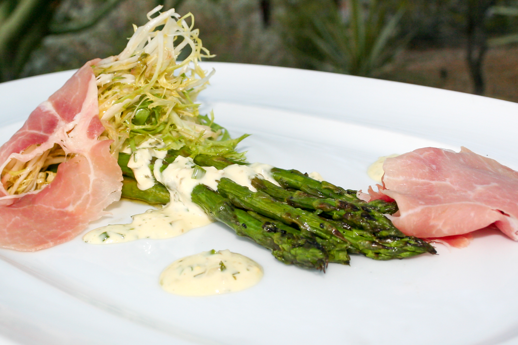 Asparagus at Gertrudes