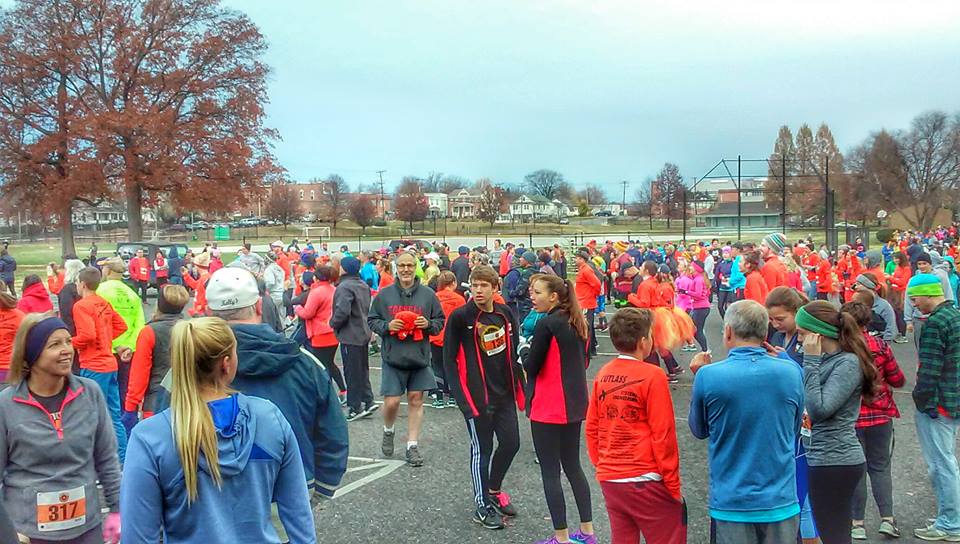 Turkey Trot participants