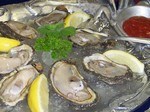 Shucked oysters Photo