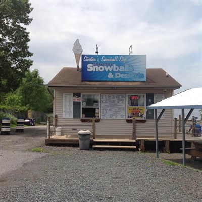 Stouten's Marina and Snowball Stop Photo