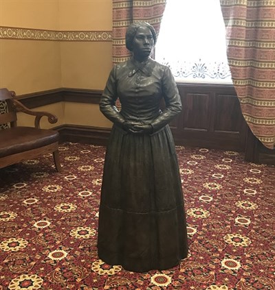 Harriet Tubman Statue at the Maryland State House Photo