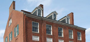 Mansion exterior Photo