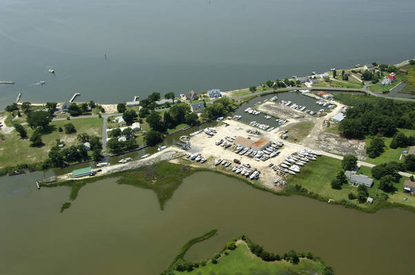 Aerial view of Scott's Cove Marina Photo