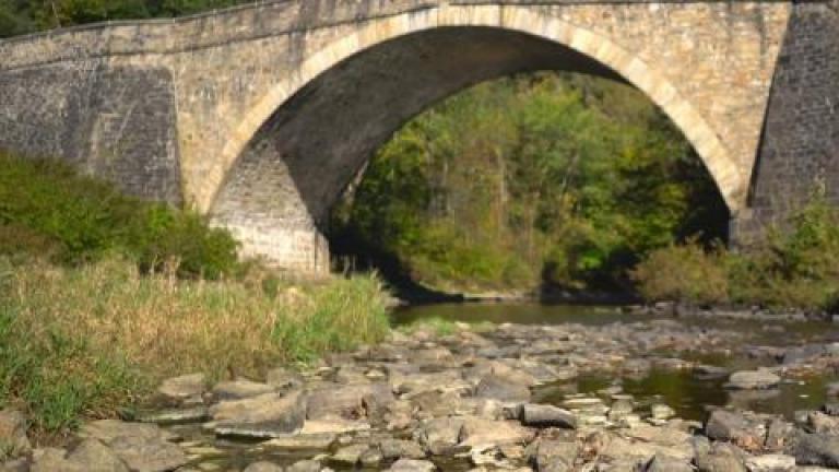 Bridge going over a creek