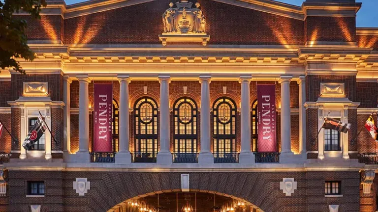 Historic building - Sagamore Pendry Hotel