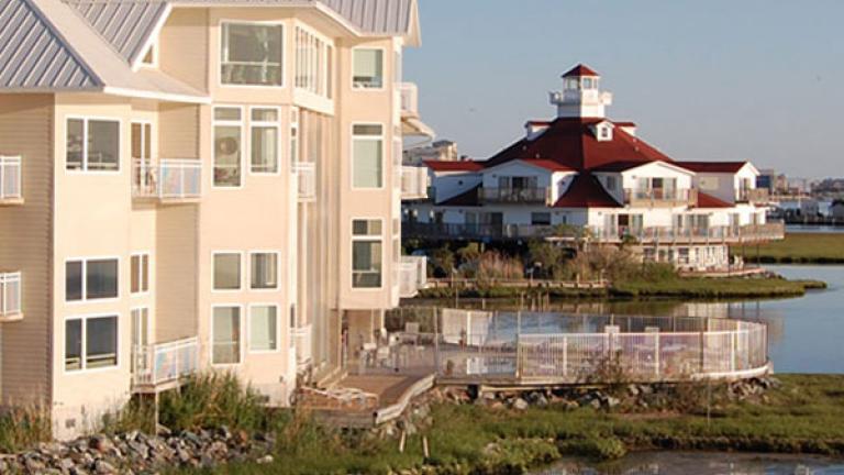 Hotel on the water