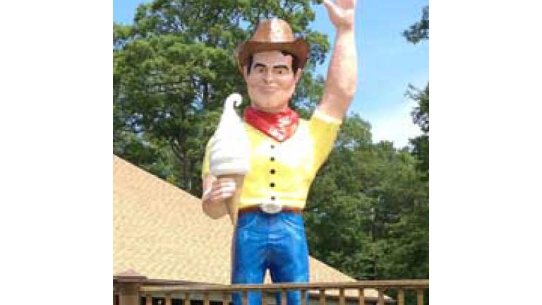 Berlin Muffler Man - Now a Cowboy with Ice Cream Cone