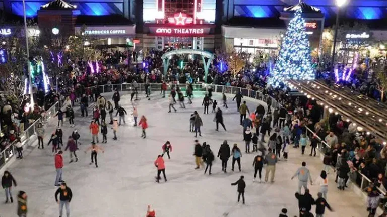 People ice skating the square in White Marsh