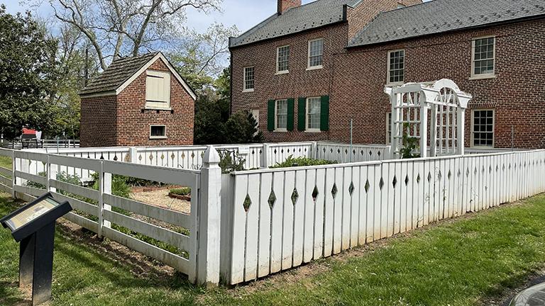 Beall Dawson House