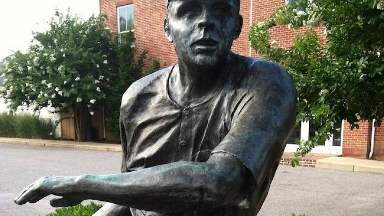 Statue of baseball player