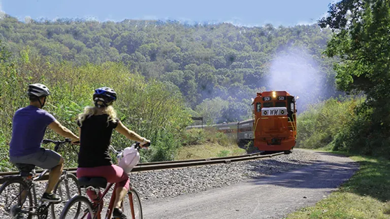 Couple biking GAP 