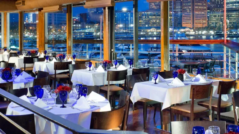 Rusty Scupper dining room