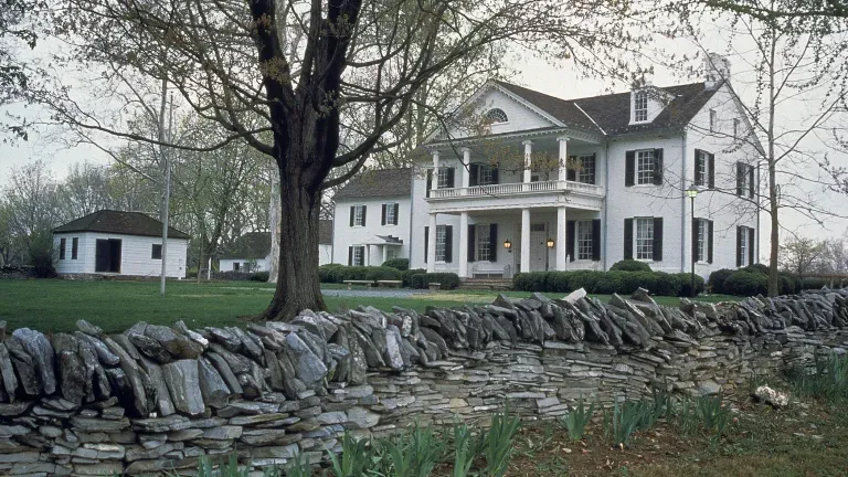 Rose Hill Manor