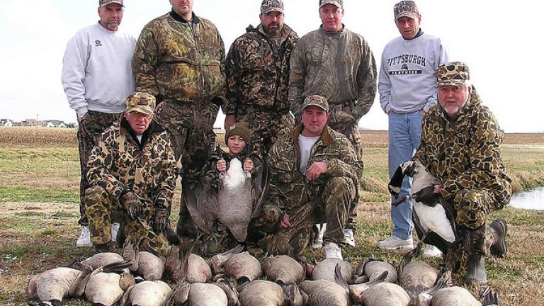 People hunting