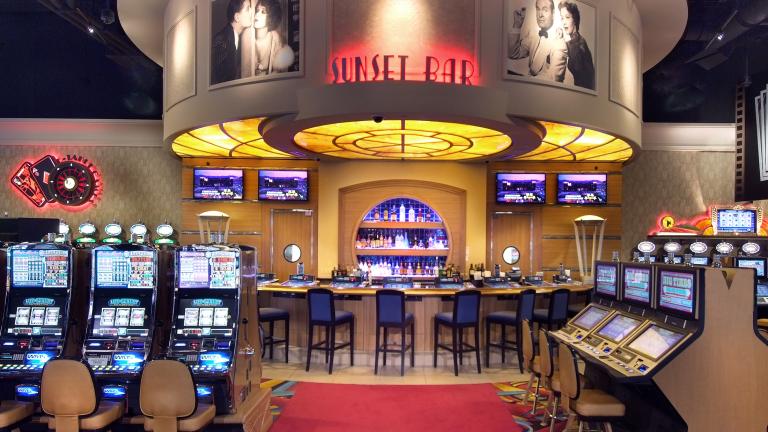 Hollywood Casino SunSet Bar