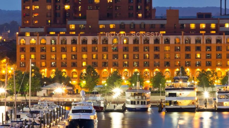 Places To Stay In Central Maryland Visit Royal Sonesta Harbor Court