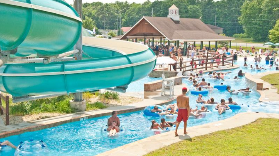 Water Parks And Swimming Holes Visit Maryland Frontier Town Water Park Image