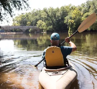paddling near the Monocacy Aqueduct
