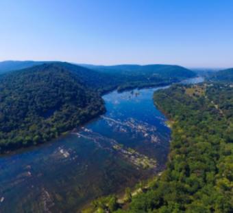 Appalachian Trail at Weverton Cliffs overlooking the Potomac River