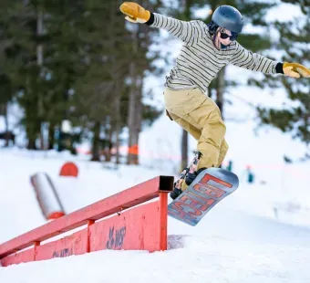 Snowboarding at Wisp