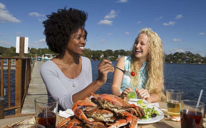 Women enjoying crabs