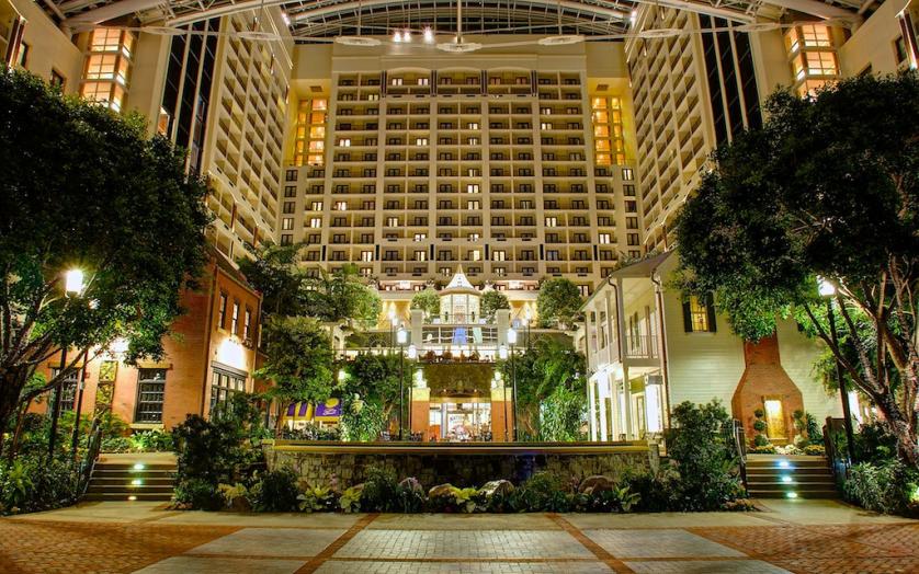 Gaylord National Resort Courtyard