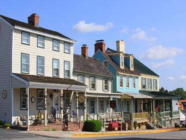 Colorful Houses along Bohemia Avenue in Chesapeake City
