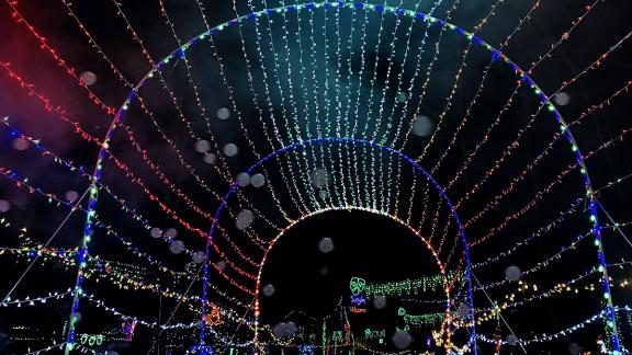 Annmarie Sculpture Garden &amp; Arts Center's Outdoor Holiday LIght Display