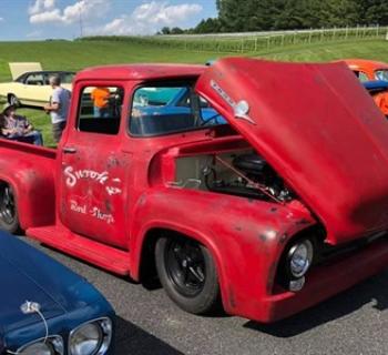 2025 Car Cruises at Harford Vineyard Photo