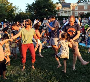 Live from the Lawn Photo