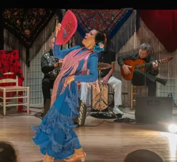 Cueva Flamenca de Glen Echo Photo