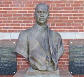 Wiley H. Bates statue bust Photo