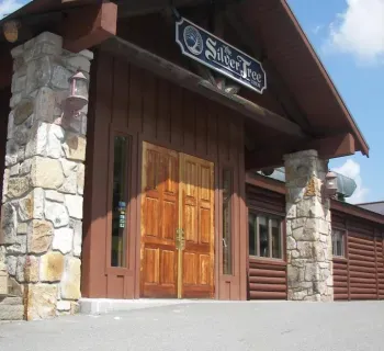 Dutch's at Silver Tree exterior view Photo