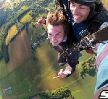 Skydiving in Baltimore Photo