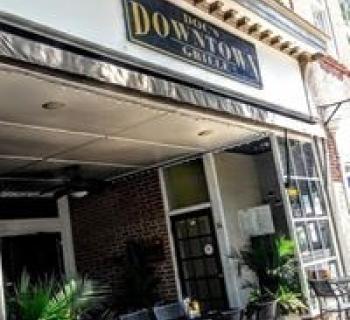 Doc's Downtown Grille exterior view Photo