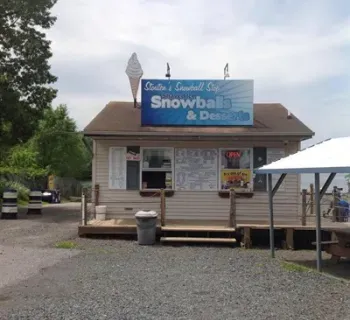 Stouten's Marina and Snowball Stop Photo