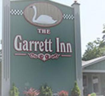 Garrett Inn signage Photo