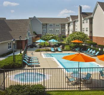 Residence Inn by Marriott-BWI Airport exterior pool area Photo