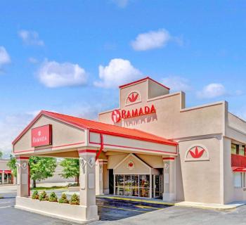 Ramada by Wyndham Baltimore West-Catonsville exterior view Photo