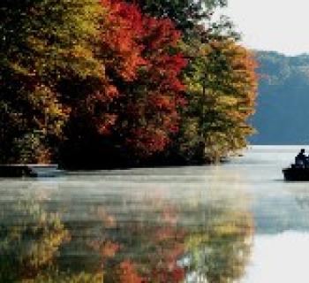 Piney Run Park in the fall Photo