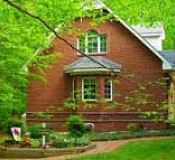 Brictoria Cottage exterior view Photo