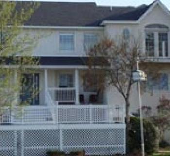 Carriage House exterior view Photo